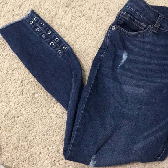 Maurice’s jeans - Picture 1 of 2